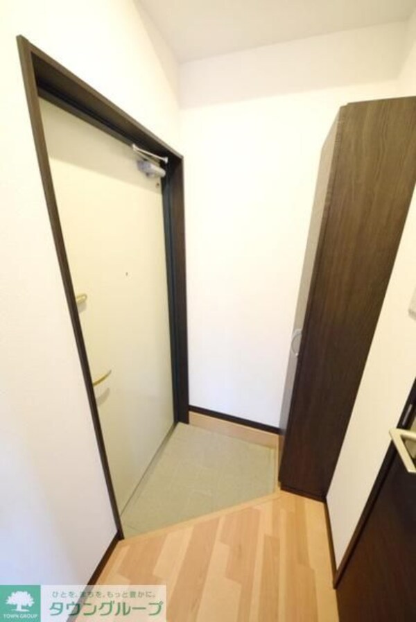 玄関(お部屋探しは【タウンハウジング千葉店】にお任せ下さい♪)