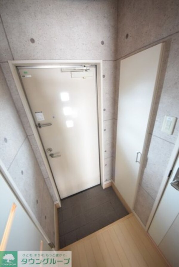 玄関(お部屋探しは【タウンハウジング千葉店】にお任せ下さい♪)