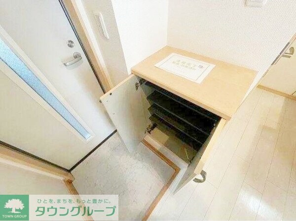 玄関(お問合せは【タウンハウジング】まで！※現地待合わせ相談可！)