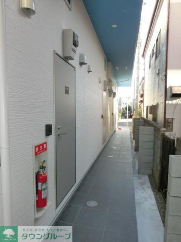 エントランス(お部屋探しは【タウンハウジング千葉】にお任せ下さい♪)