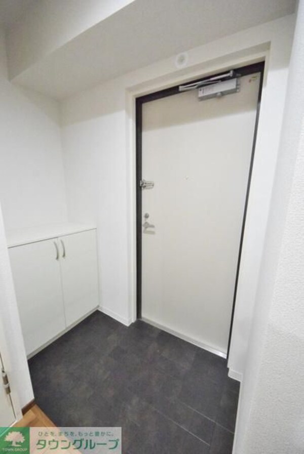 玄関(お部屋探しは【タウンハウジング千葉】にお任せ下さい♪)
