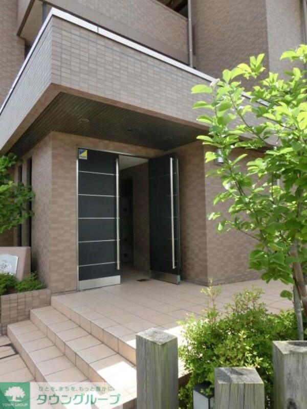 エントランス(お部屋探しは【タウンハウジング千葉店】にお任せ下さい♪)