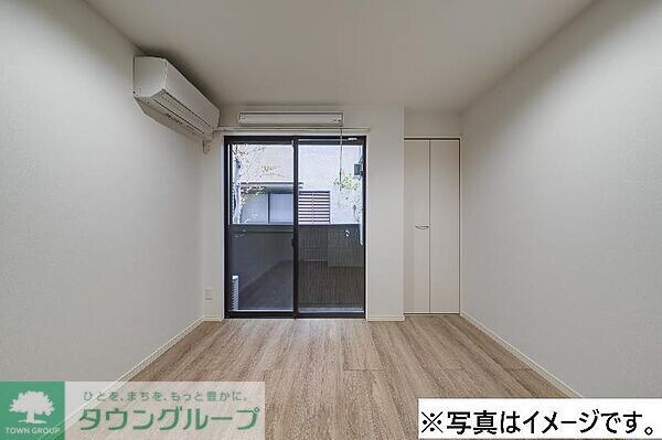 リビング・居室(現地待ち合わせ歓迎♪お問合せはタウンハウジングまで！)