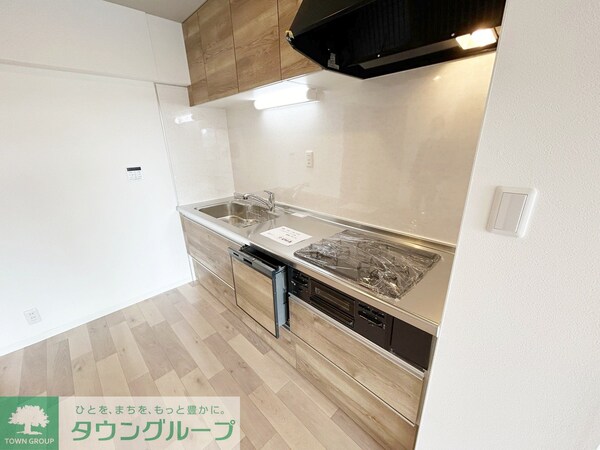 キッチン(※同間取り別号室の写真)