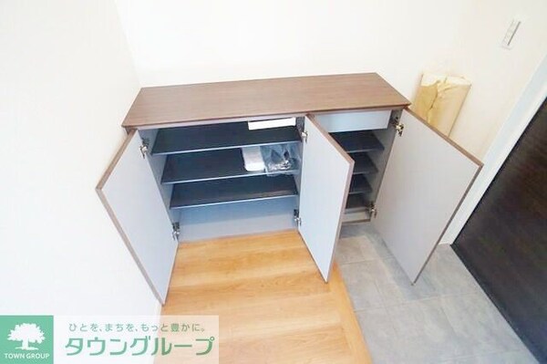 玄関(お問合せは【タウンハウジング】まで！※現地待合わせ相談可！)