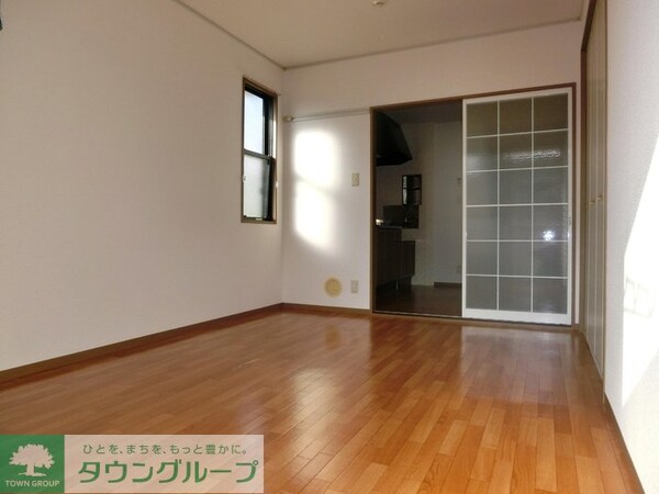 寝室(お問合せは【タウンハウジング】まで！※現地待合わせ相談可！)