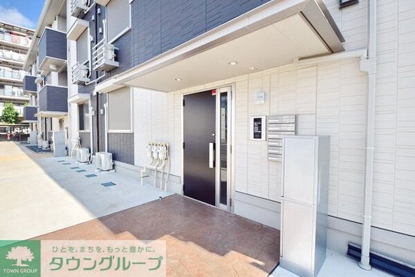 エントランス(お問合せは【タウンハウジング】まで！※現地待合わせ相談可！)