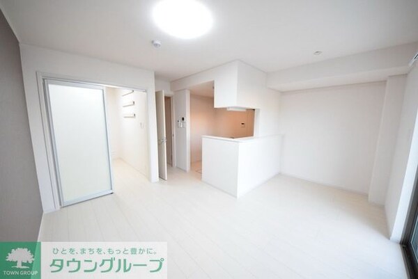 リビング・居室(現地待ち合わせ歓迎♪お問合せはタウンハウジングまで！)