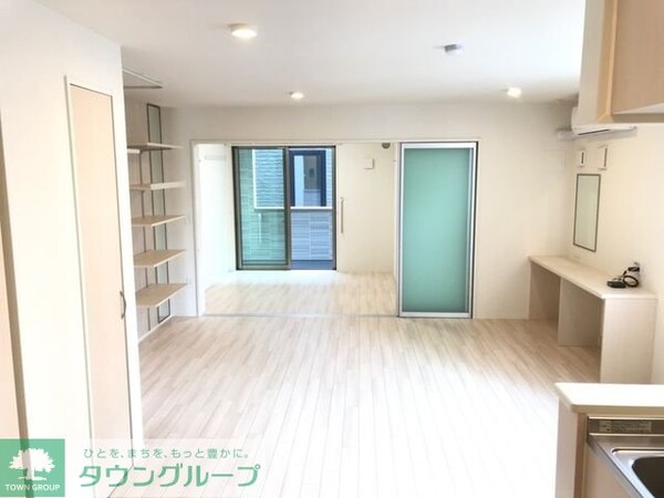 寝室(お問合せは【タウンハウジング】まで！※現地待合わせ相談可！)