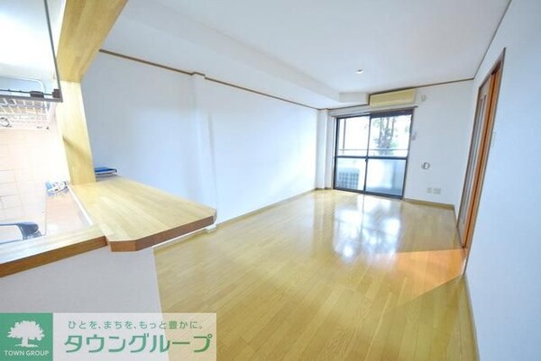 リビング・居室(現地待ち合わせ歓迎♪お問合せはタウンハウジング千葉店まで！)