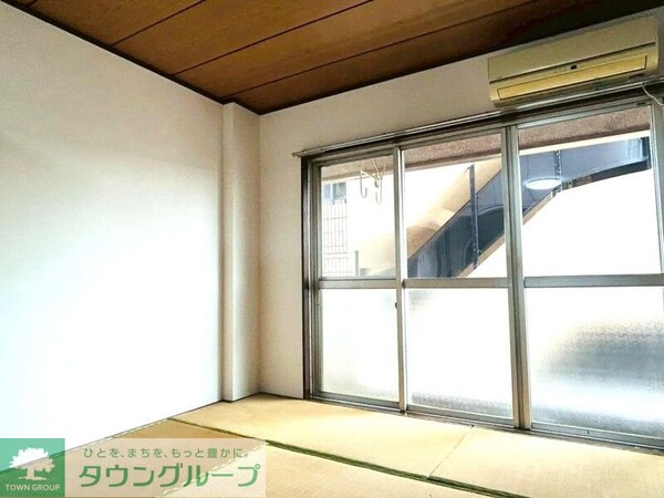 寝室(お問合せは【タウンハウジング】まで！※現地待合わせ相談可！)