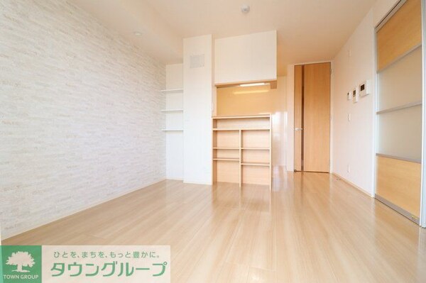 リビング・居室(現地待ち合わせ歓迎♪お問合せはタウンハウジング千葉店まで！)