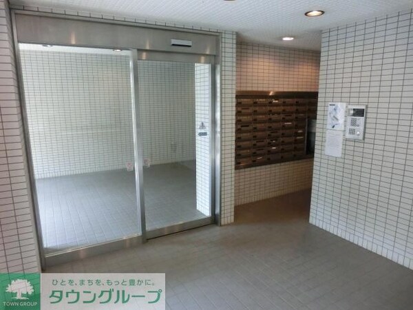 エントランス(お問合せは【タウンハウジング】まで！※現地待合わせ相談可！)