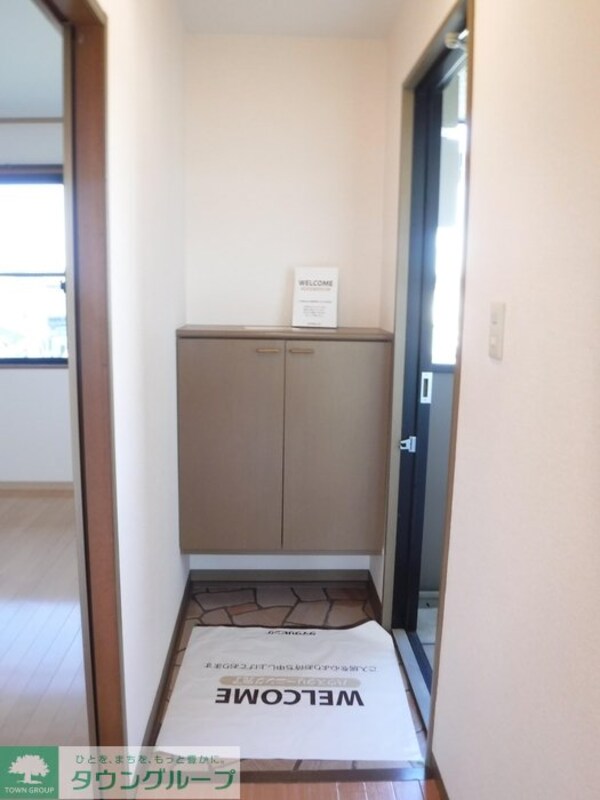 玄関(お問合せは【タウンハウジング】まで！※現地待合わせ相談可！)
