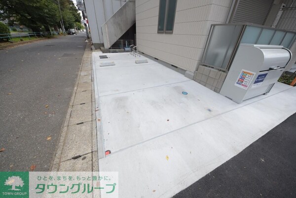 駐車場(駐車場)