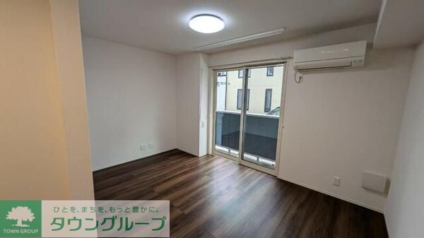 リビング・居室(現地待ち合わせ歓迎♪お問合せはタウンハウジングまで！)