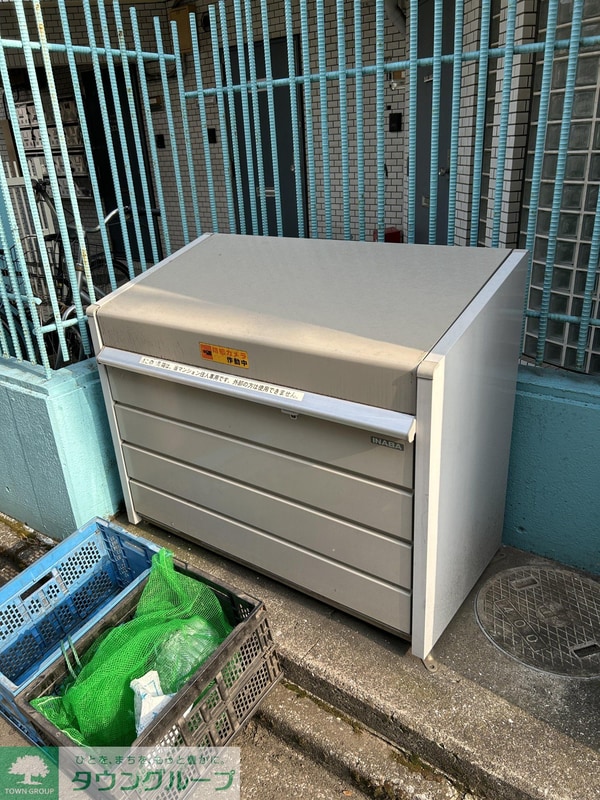 共有部分(敷地内ゴミ置き場)