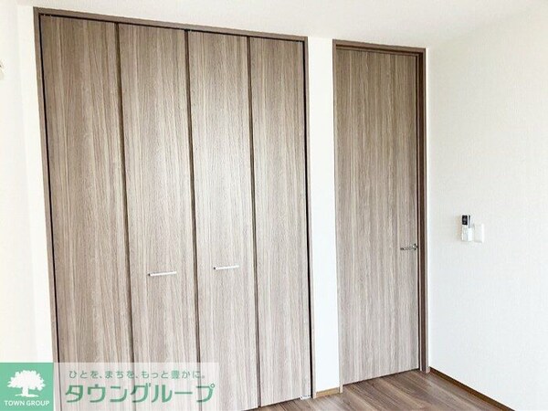 寝室(お問合せは【タウンハウジング】まで！※現地待合わせ相談可！)