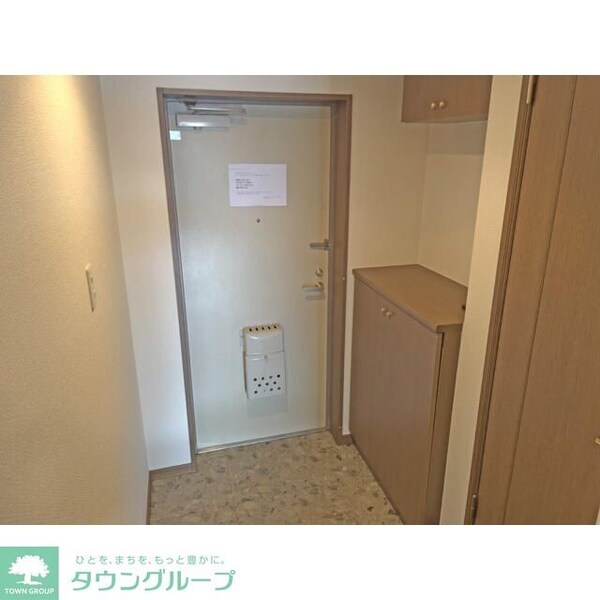 玄関(お問合せは【タウンハウジング】まで！※現地待合わせ相談可！)