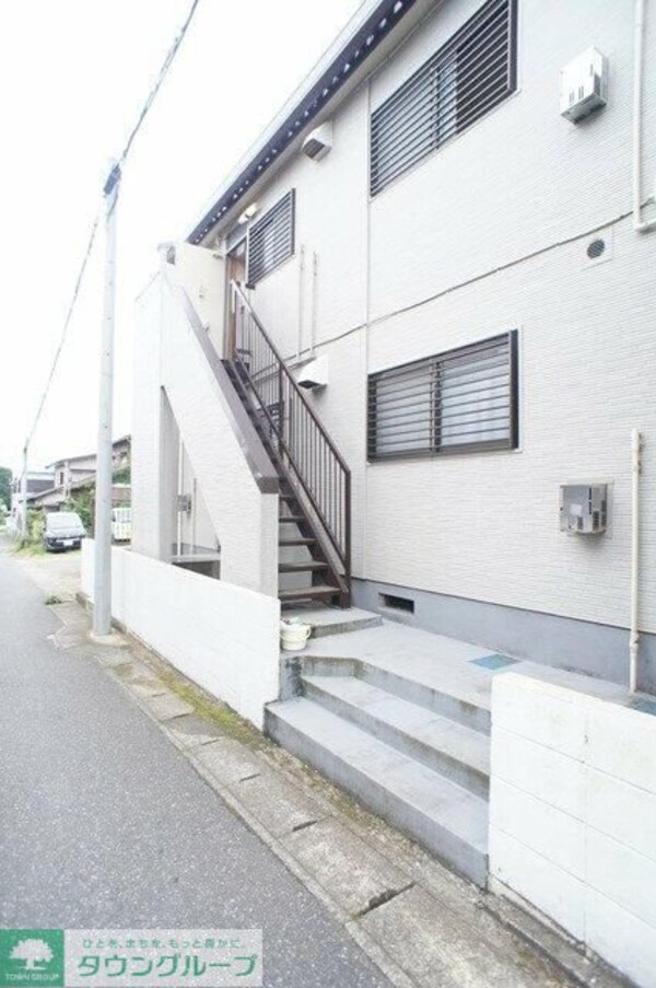 エントランス(お問合せは【タウンハウジング】まで！※現地待合わせ相談可！)