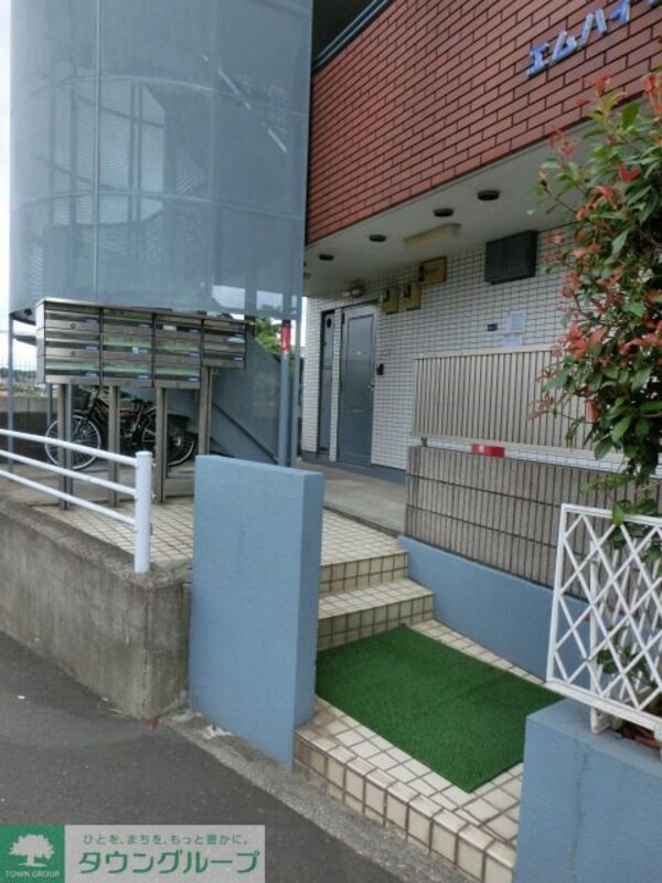 エントランス(エントランス入口)