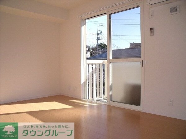 その他室内・内装(日当りの良い明るい居室)