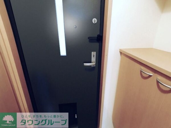 玄関(お問合せは【タウンハウジング】まで！※現地待合わせ相談可！)