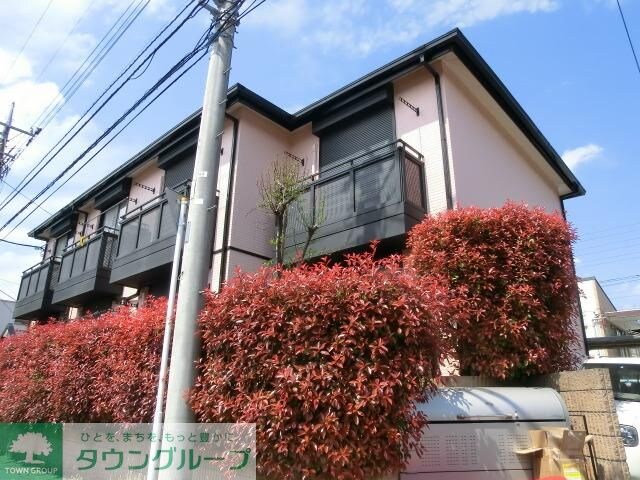 物件外観写真1　(駅徒歩４分　日当たり良好)