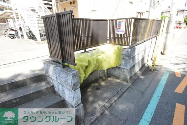 共有部分(敷地内ゴミ置き場)