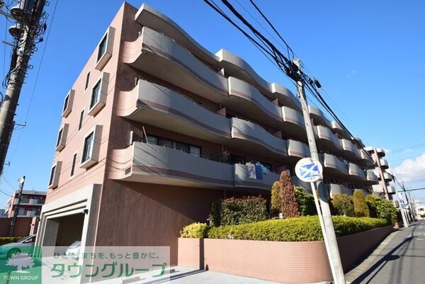 外観(駅徒歩３分の立地)