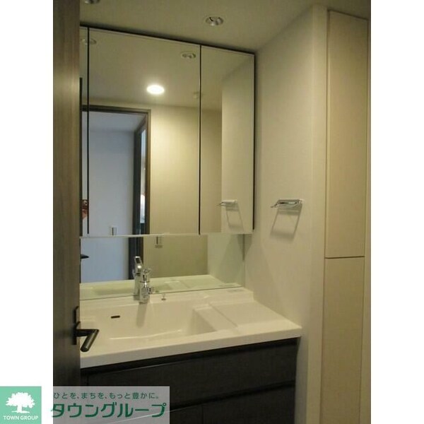 洗面(※同間取り別号室写真)