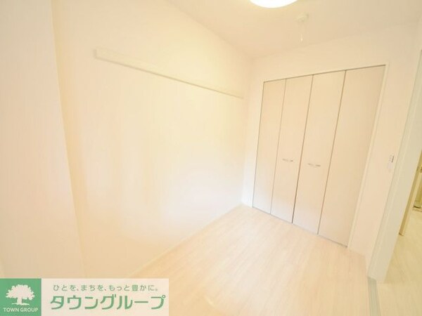 寝室(お部屋探しは【タウンハウジング蘇我店】にお任せ下さい♪)