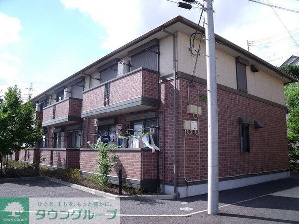 外観(前面駐車場で日当たり良好です)