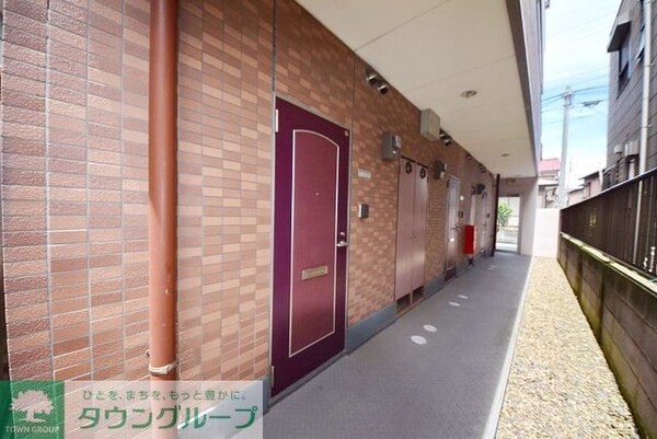 エントランス(お部屋探しは【タウンハウジング蘇我店】にお任せ下さい♪)