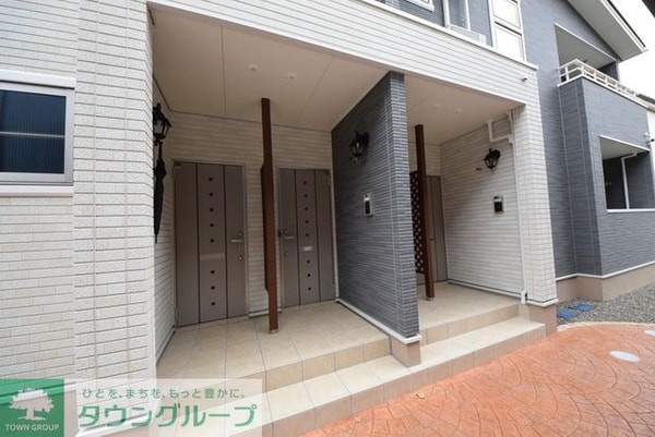 エントランス(１棟４世帯)