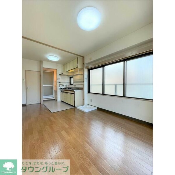 リビング・居室(※別号室。参考写真)
