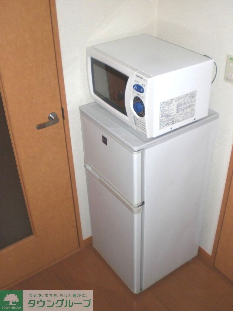 物件内観写真13　(冷蔵庫・レンジ)