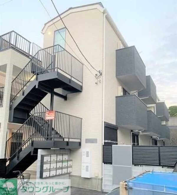 エントランス(お部屋探しはタウンハウジング千葉店にお任せ下さい♪)