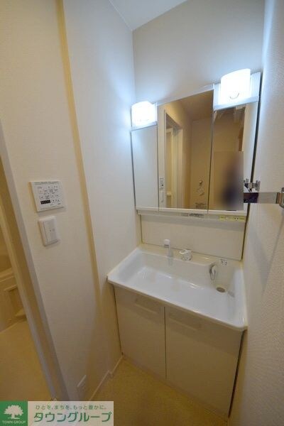 物件内観写真7　(洗面)