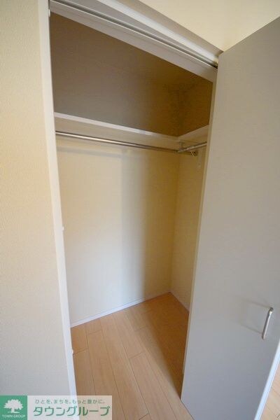 物件内観写真12　(収納)