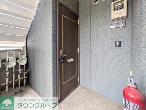 玄関(お問合せは【タウンハウジング】まで！※現地待合わせ相談可！)