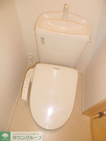 物件内観写真7　(温水洗浄便座付きトイレ)