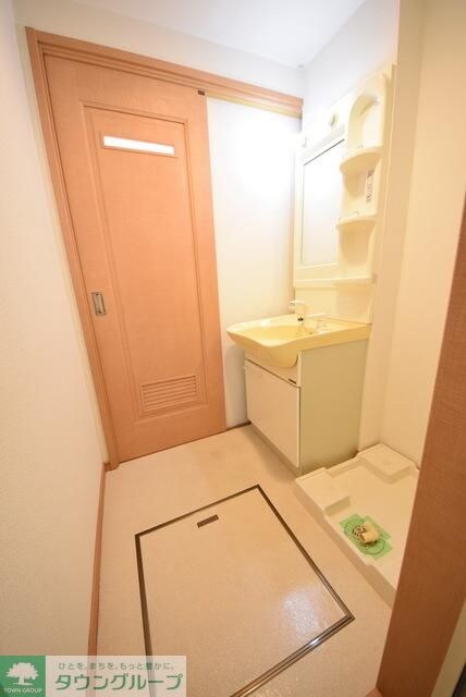 物件内観写真3　(脱衣所のある１Kです)