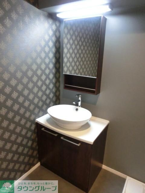 物件内観写真19　(オシャレな洗面台ですね)