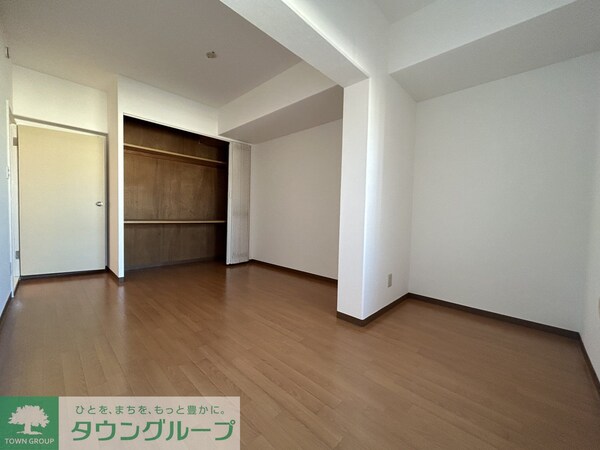 寝室(※同建物他号室 参考写真)