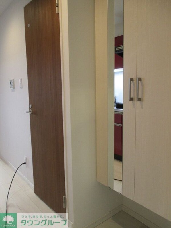 玄関(お問合せは【タウンハウジング】まで！※現地待合わせ相談可！)