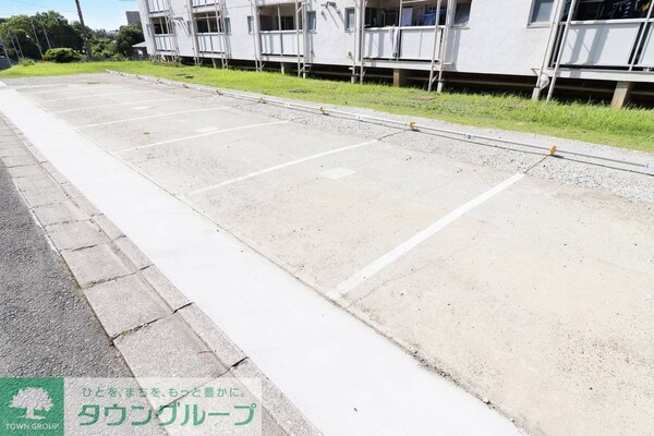 駐車場(駐車場)