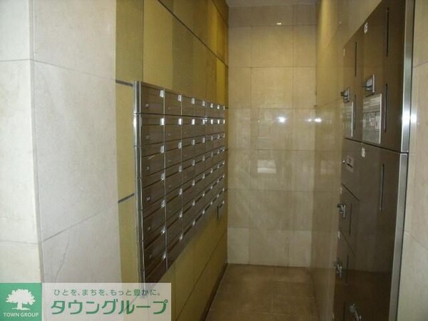 共有部分(集合ポスト、宅配ボックスです)