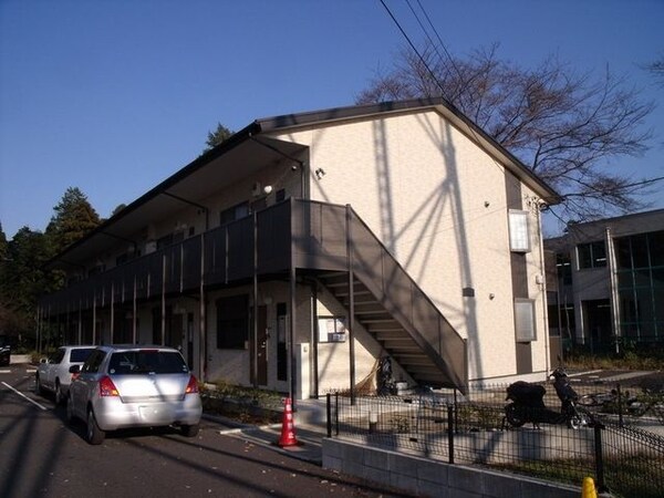 外観(エントランス側からの外観)
