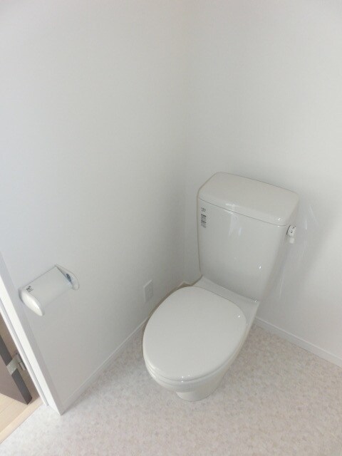 物件内観写真6　(トイレ独立（同一タイプ）)